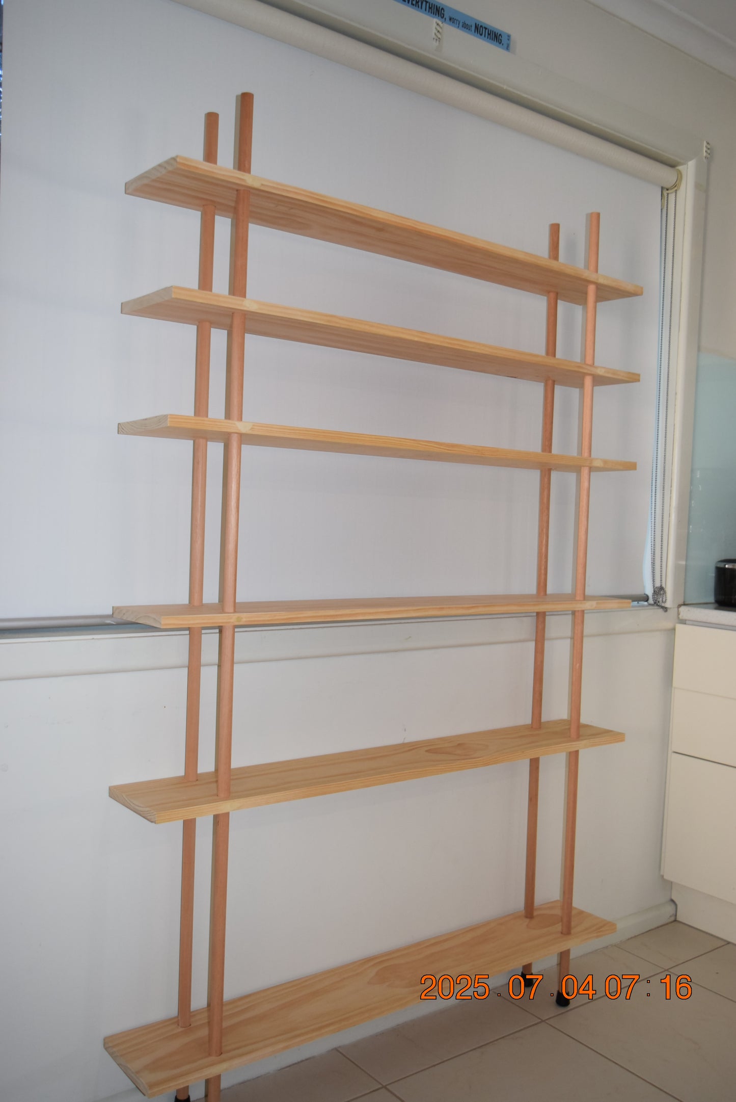 Wooden Ladder Shelf (PINE1206)