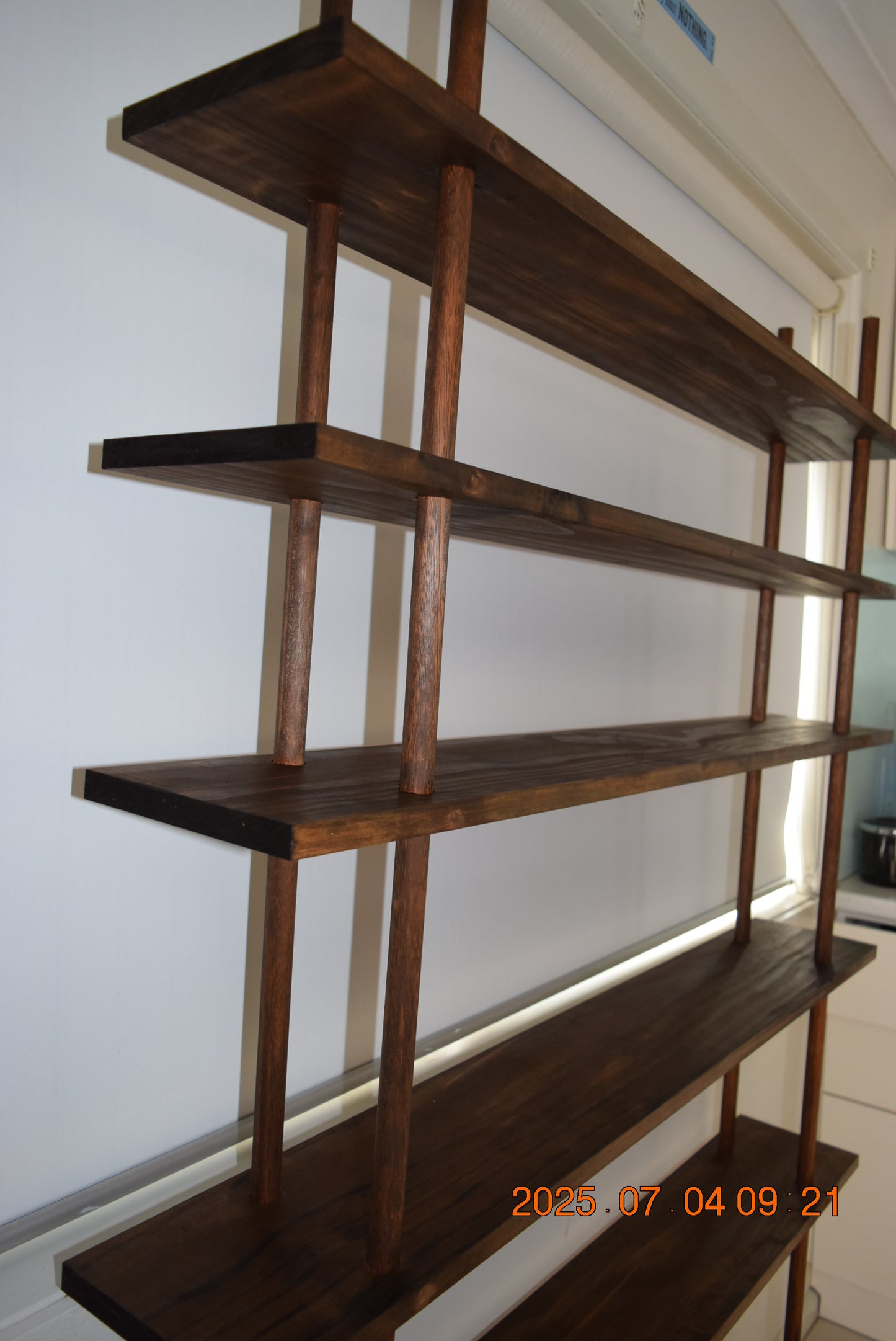 Wooden Ladder Shelf (ELM1206)