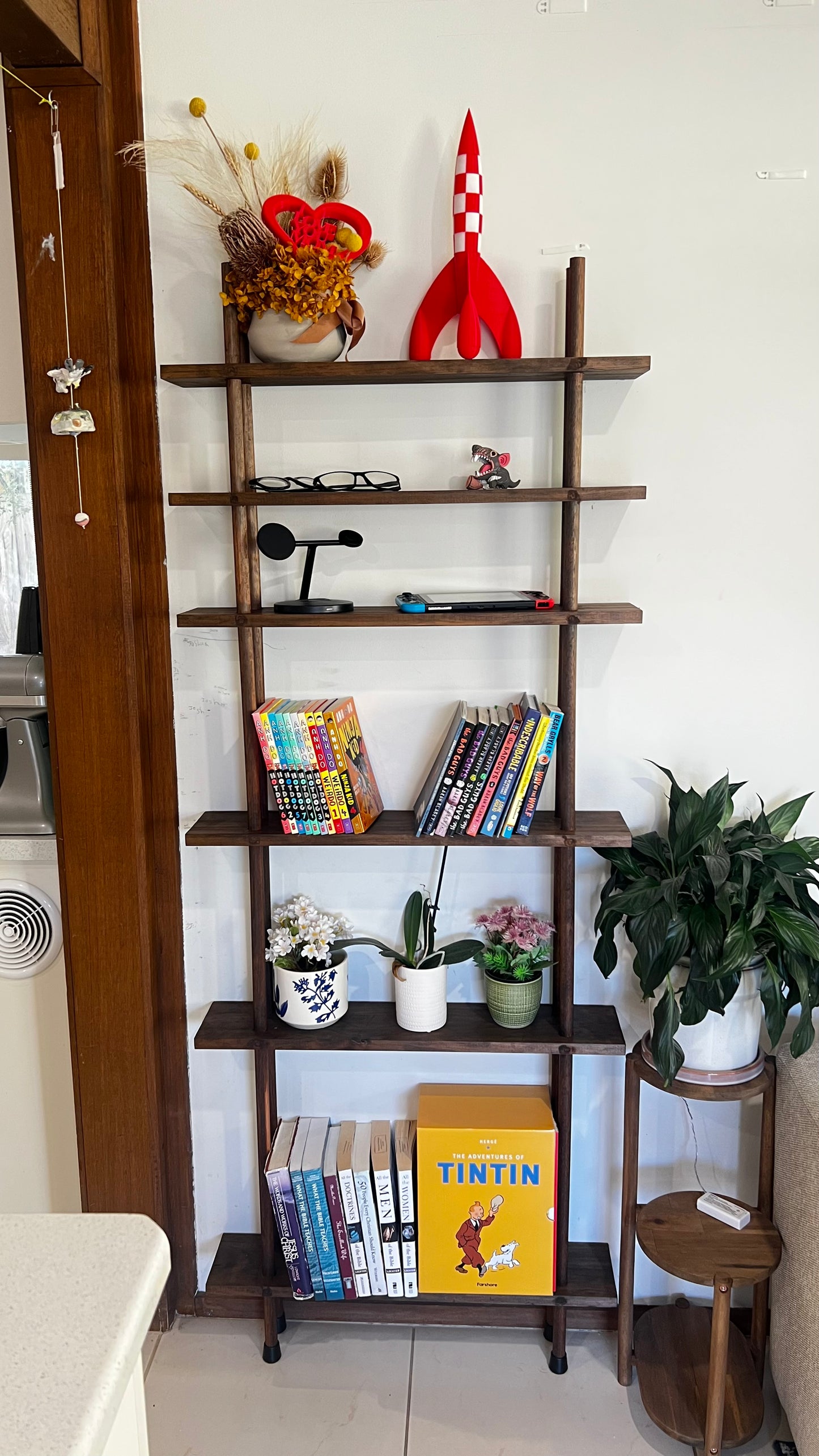 Wooden Ladder Shelf (ELM706)