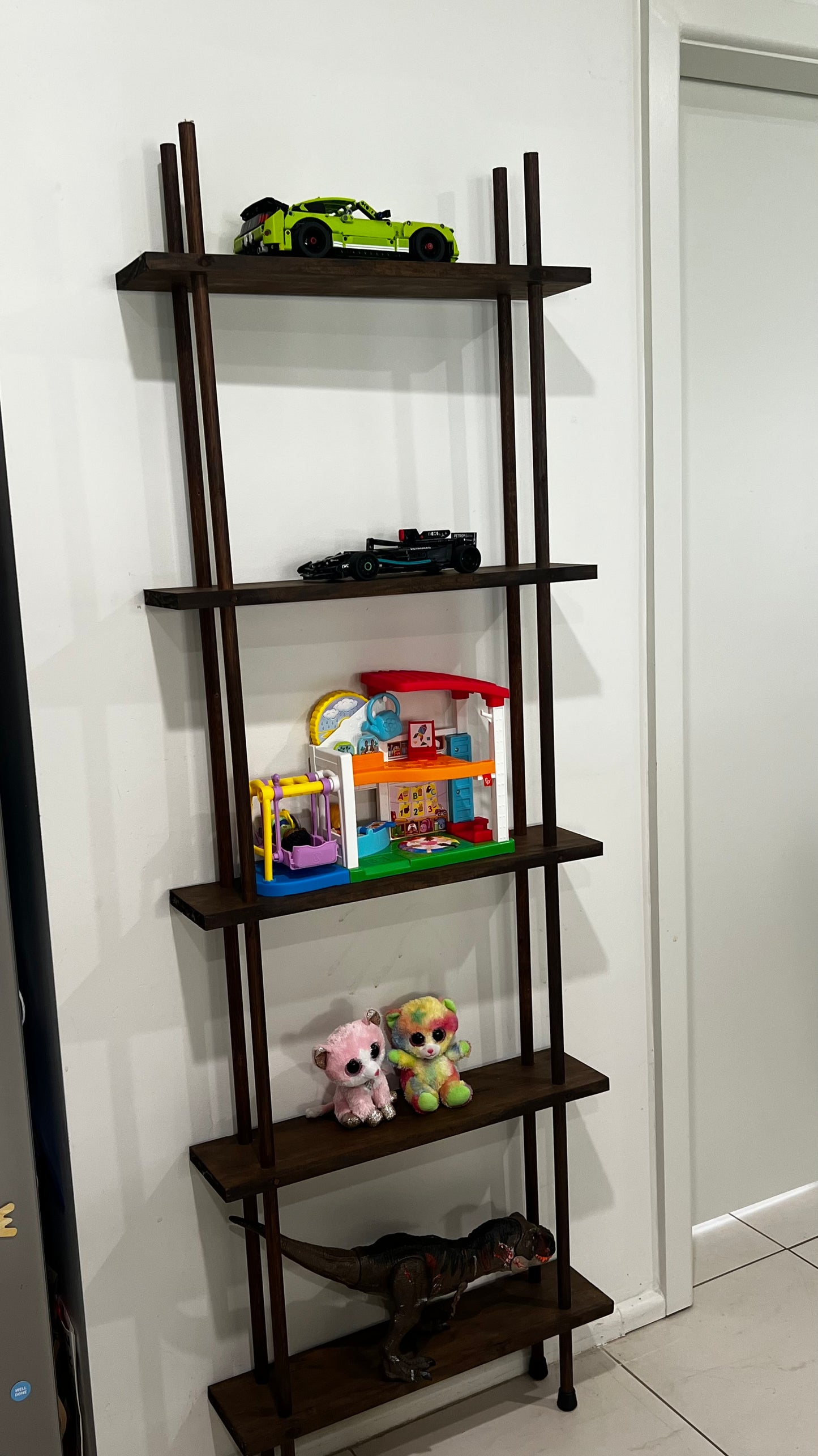 Wooden Ladder Shelf (ELM605)